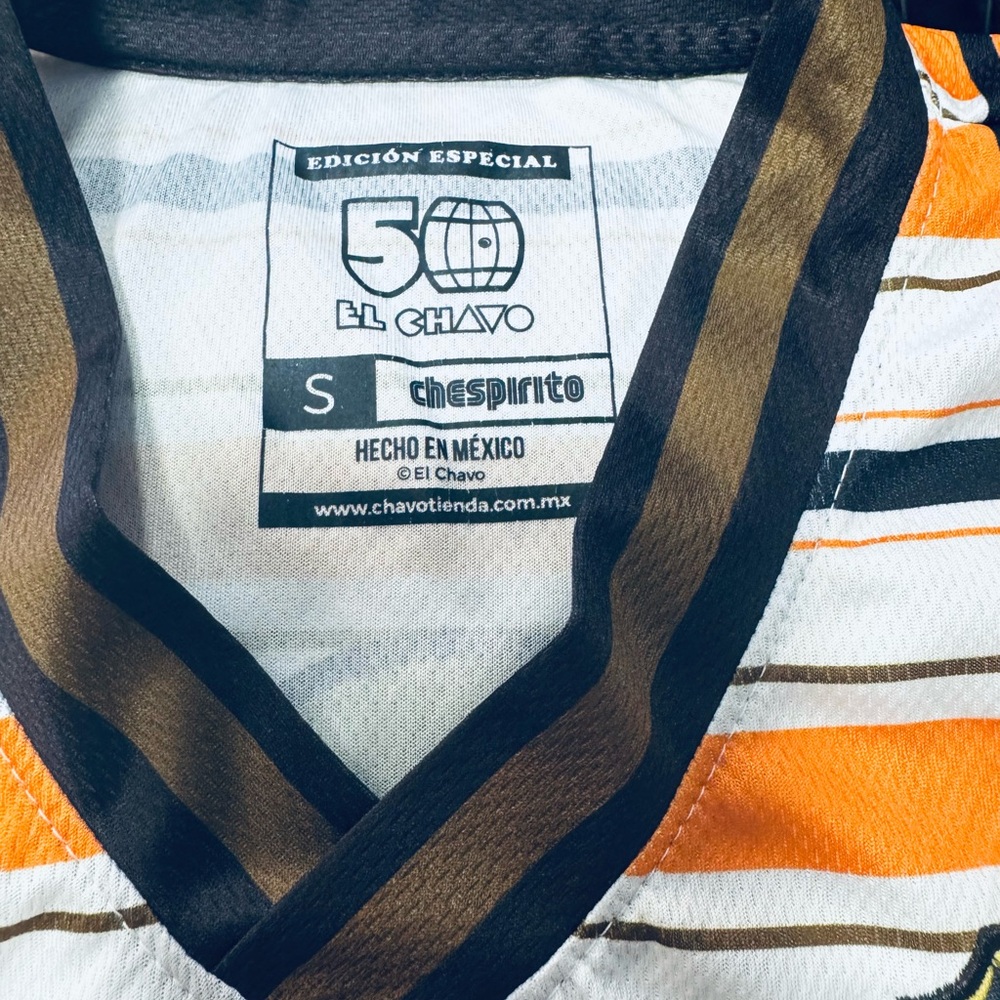 El Chavo Jersey - Picture 3 of 7